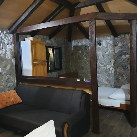 Robinson Casa de Férias Tisno